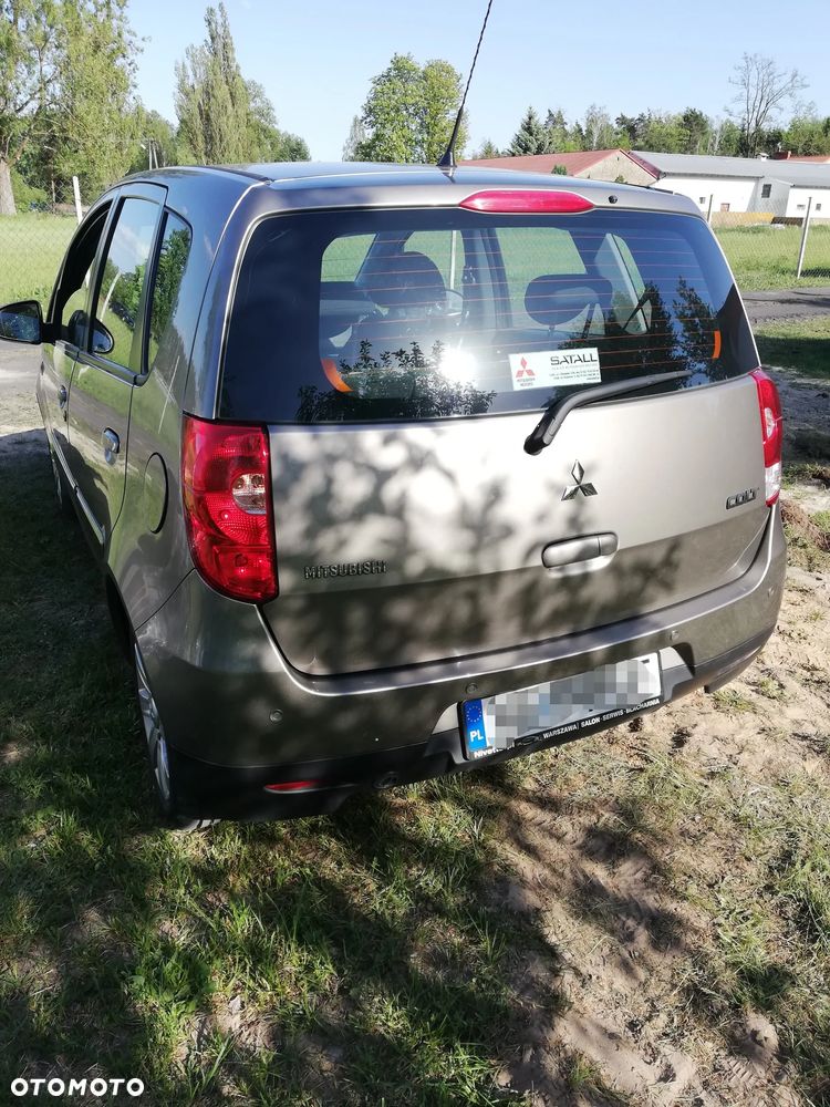 Mitsubishi Colt - 5