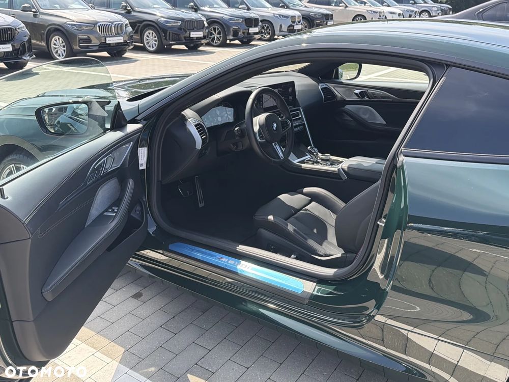 BMW Seria 8 M850i xDrive - 12