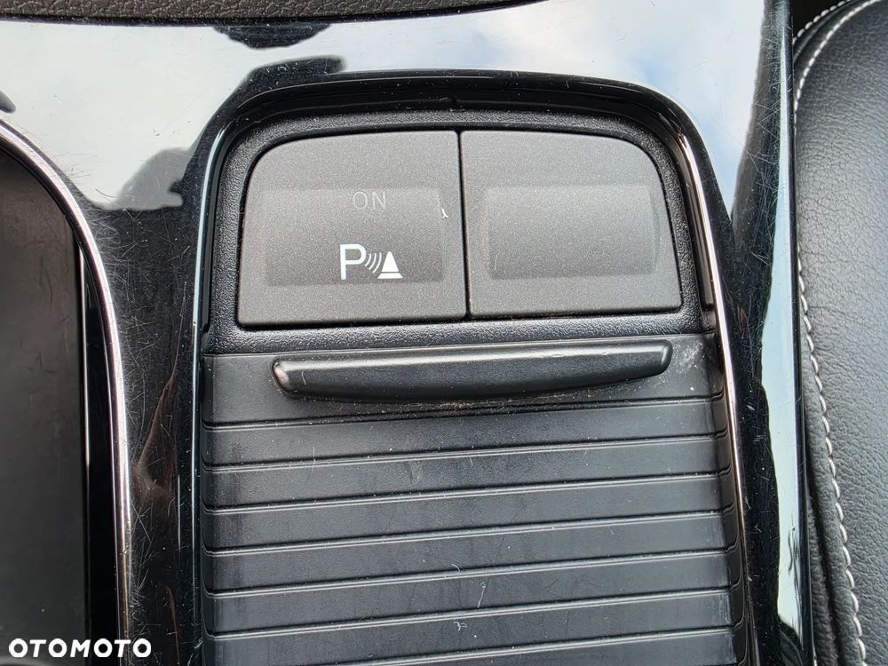 Ford Kuga 2.0 TDCi 4WD Titanium - 22
