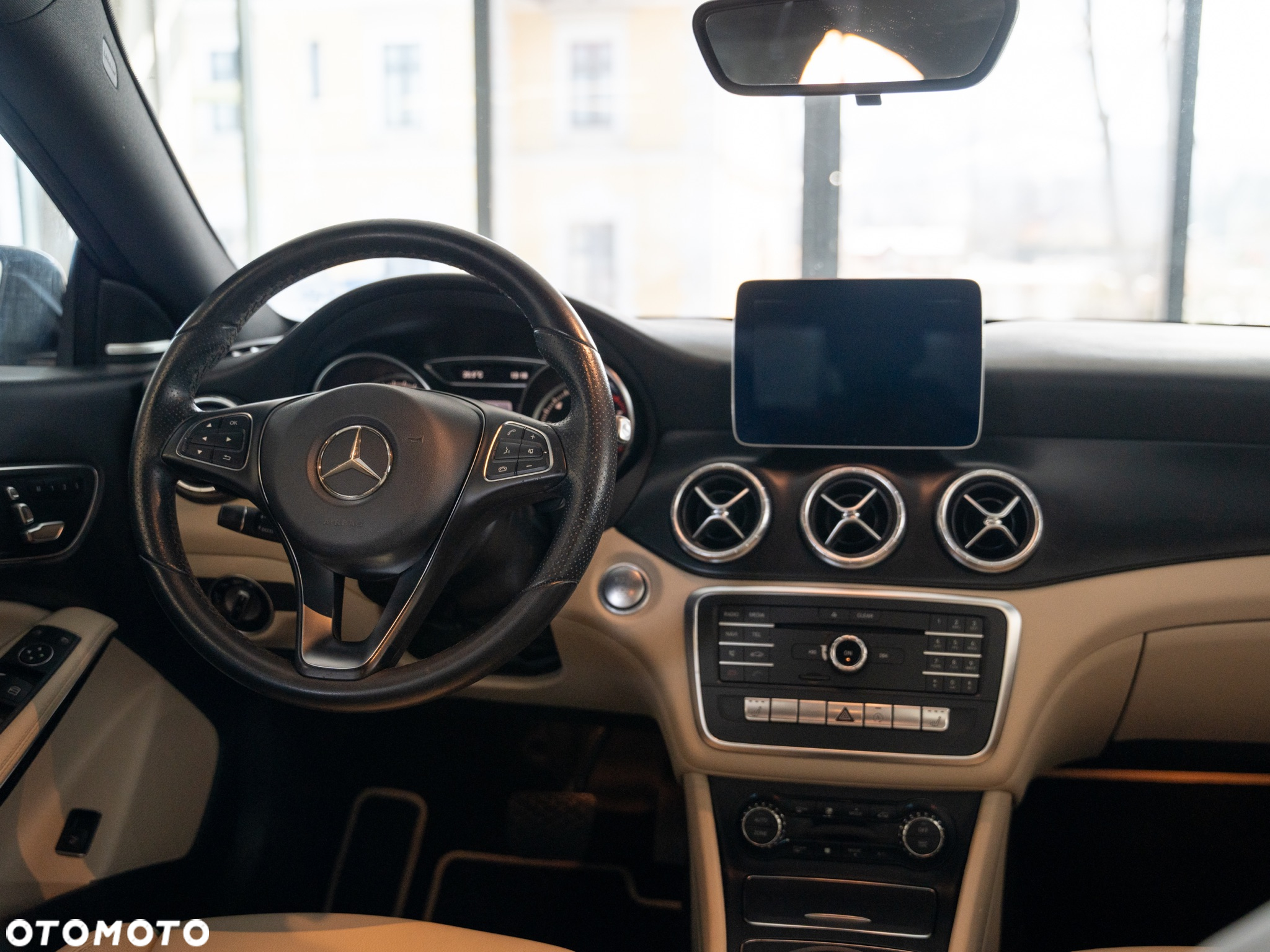 Mercedes-Benz CLA 250 Sport 7G-DCT - 36