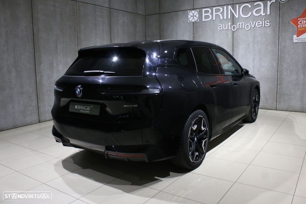 BMW iX xDrive 40 Pack Desportivo - 18