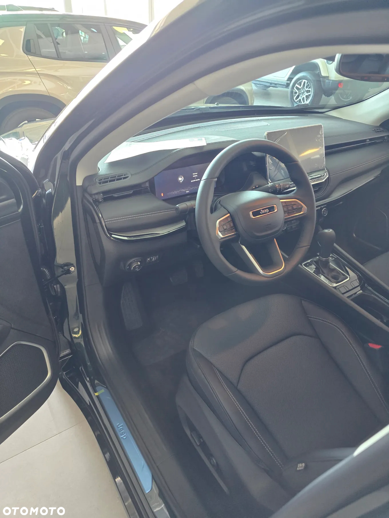 Jeep Compass - 8