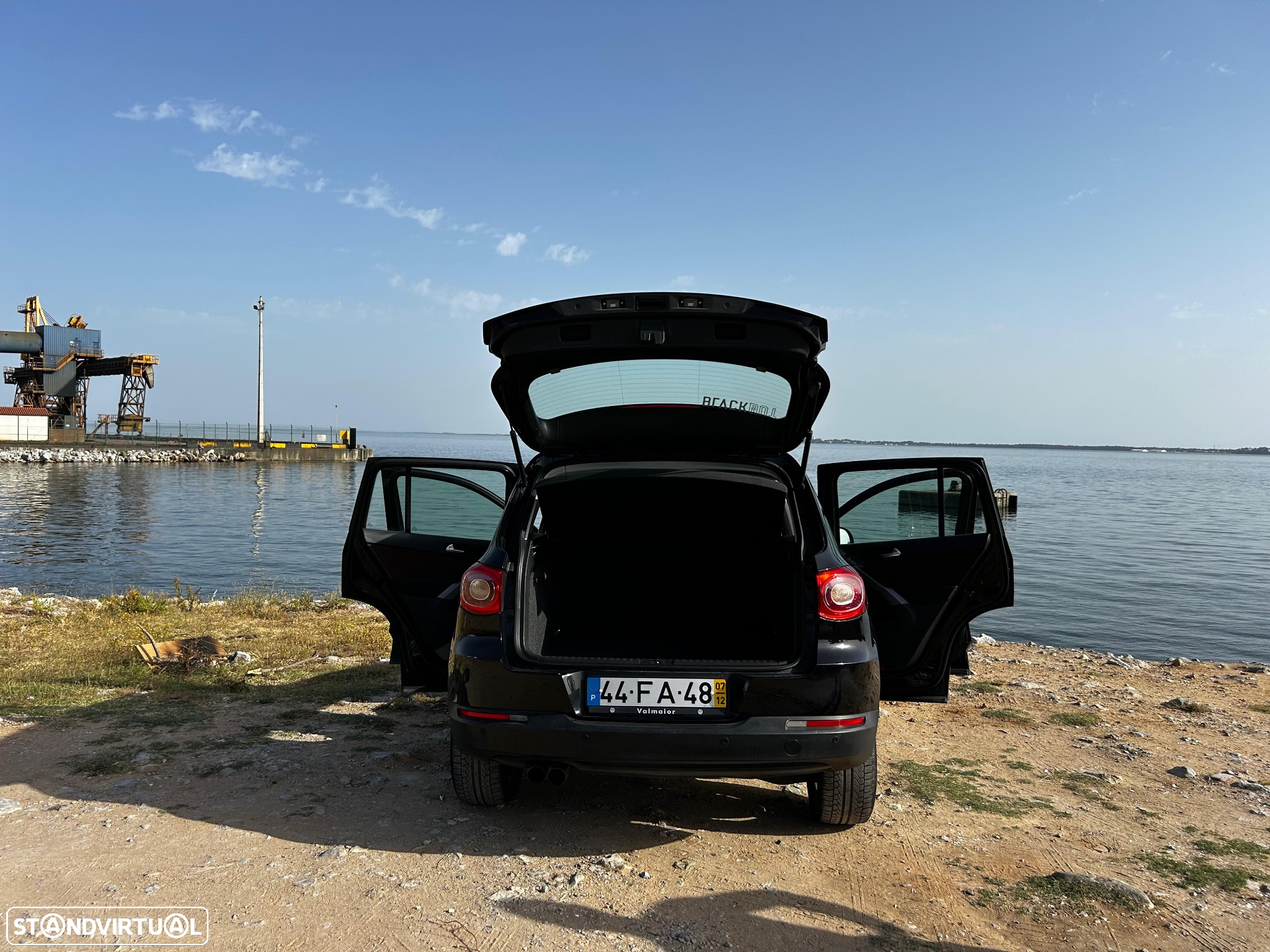 VW Tiguan 2.0 TDI Sport 4Motion - 13