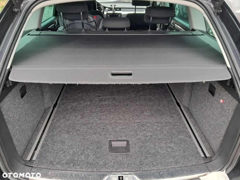 Skoda Superb 2.0 TDI DSG Comfort - 27