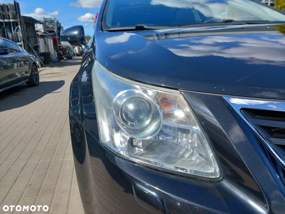 TOYOTA AVENSIS T27 LAMPA REFLEKTOR PRAWA PRZEDNIA PRAWY PRZÓD XENON - 1