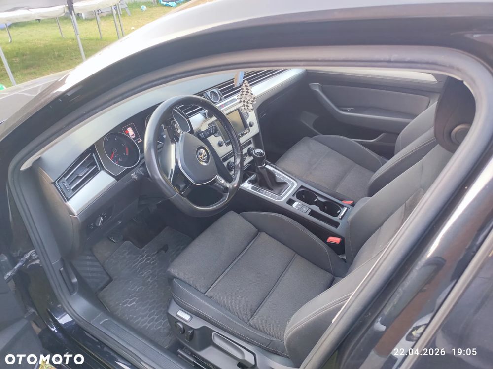 Volkswagen Passat 2.0 TDI BMT Highline - 17