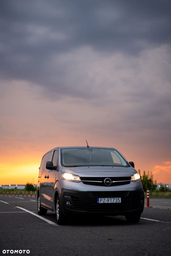 Opel Vivaro - 33