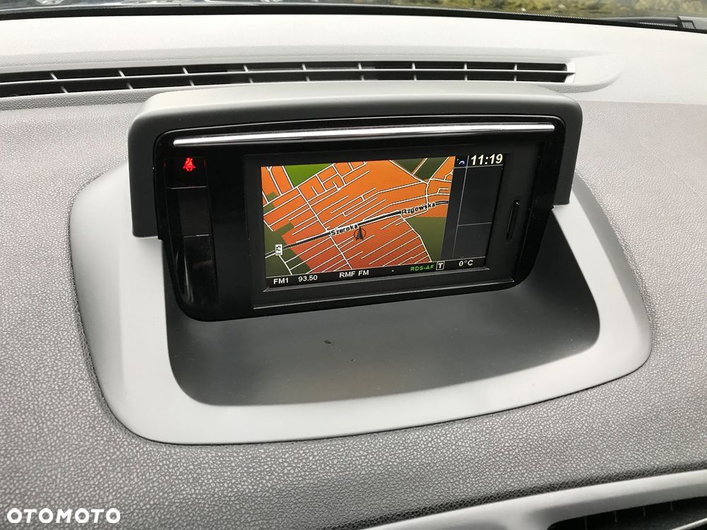 Renault Megane 1.6 16V 110 Paris - 9