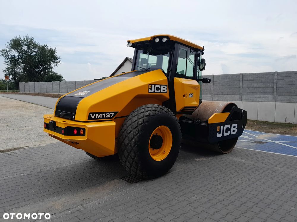 JCB VM137D - 7