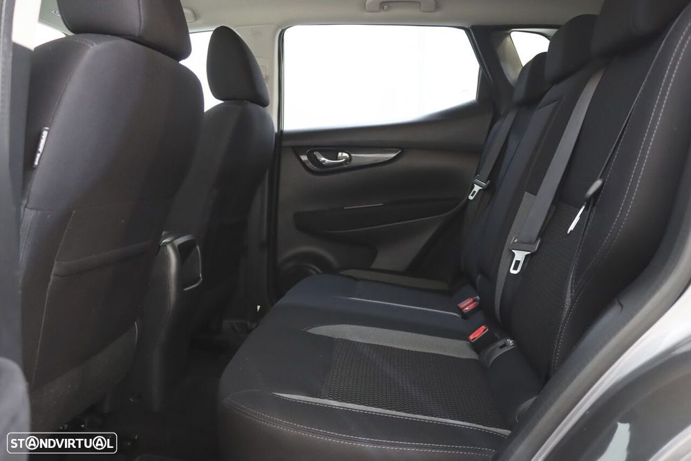 Nissan Qashqai 1.5 dCi N-Style DCT - 9