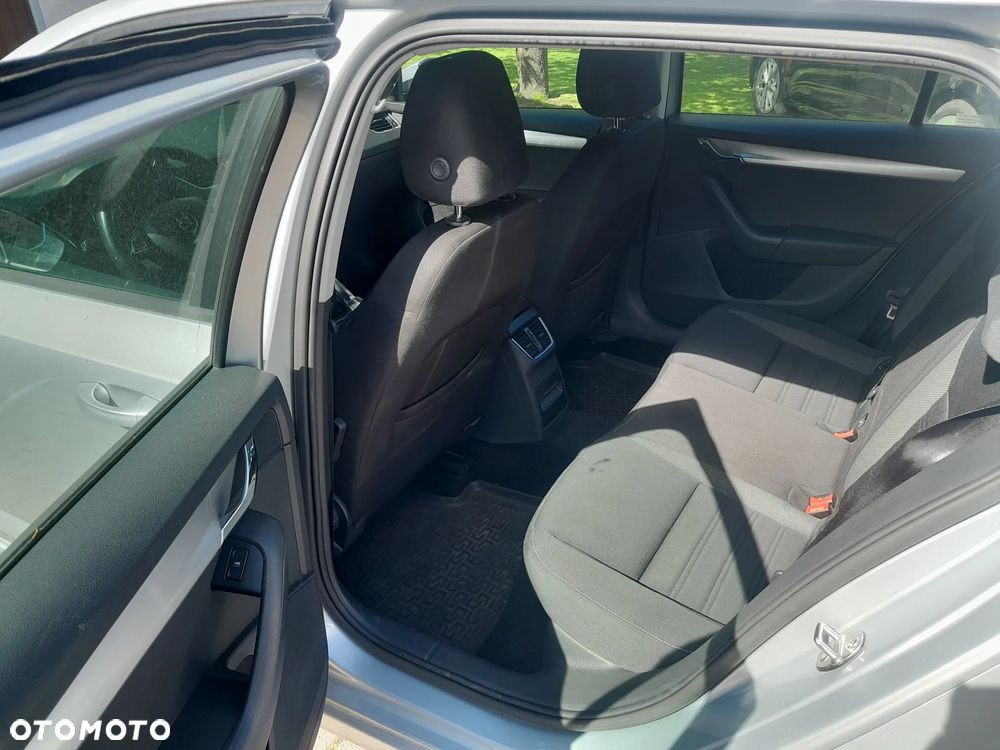 Skoda Octavia 2.0 TDI Ambition - 7