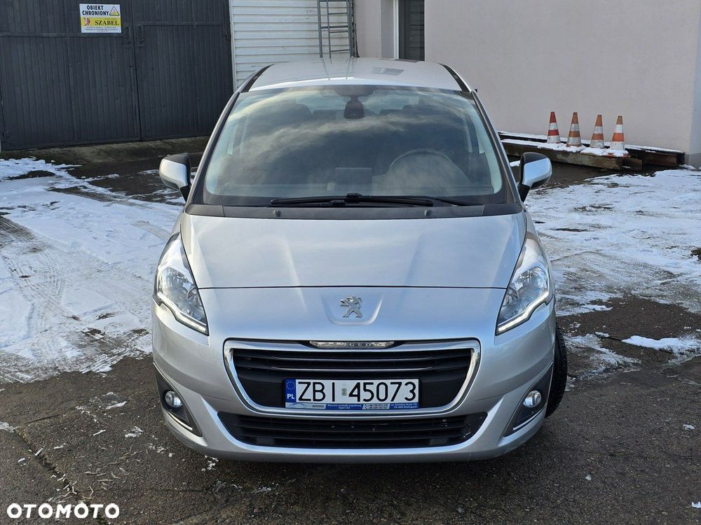 Peugeot 5008 - 23