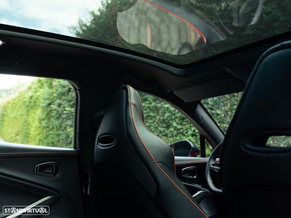 Aston Martin DBX 707 - 28