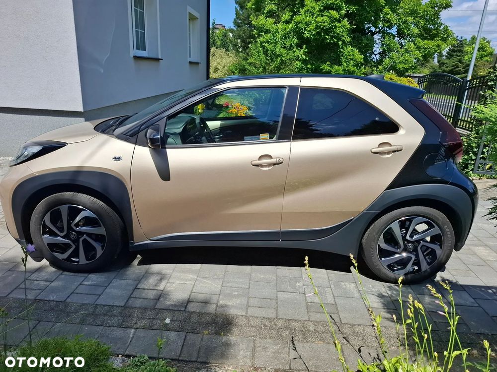 Toyota Aygo x - 11