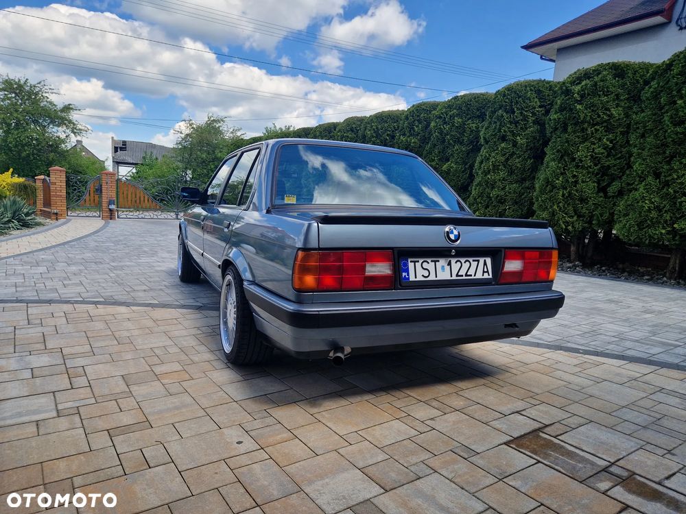 BMW Seria 3 - 10