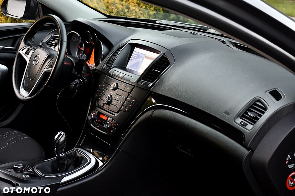 Opel Insignia 2.0 CDTI EcoFLEX Cosmo - 17