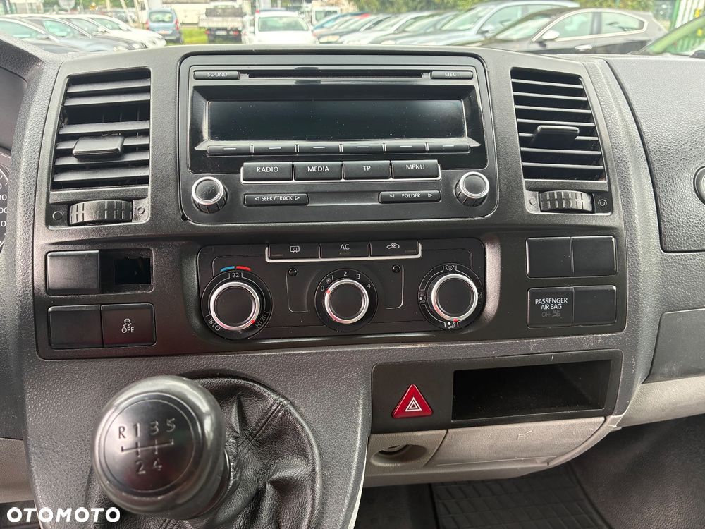 Volkswagen TRANSPORTER T5 - 17