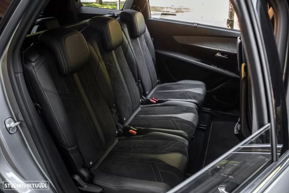 Peugeot 5008 1.5 BlueHDi GT Line EAT8 - 32