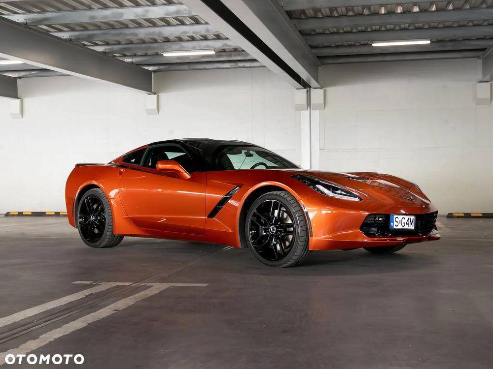 Chevrolet Corvette - 14