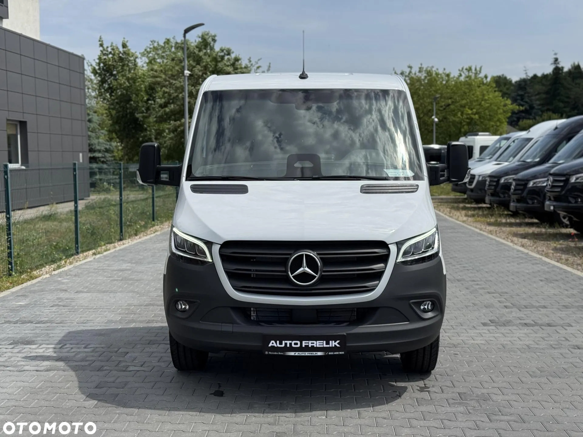 Mercedes-Benz Sprinter - 3