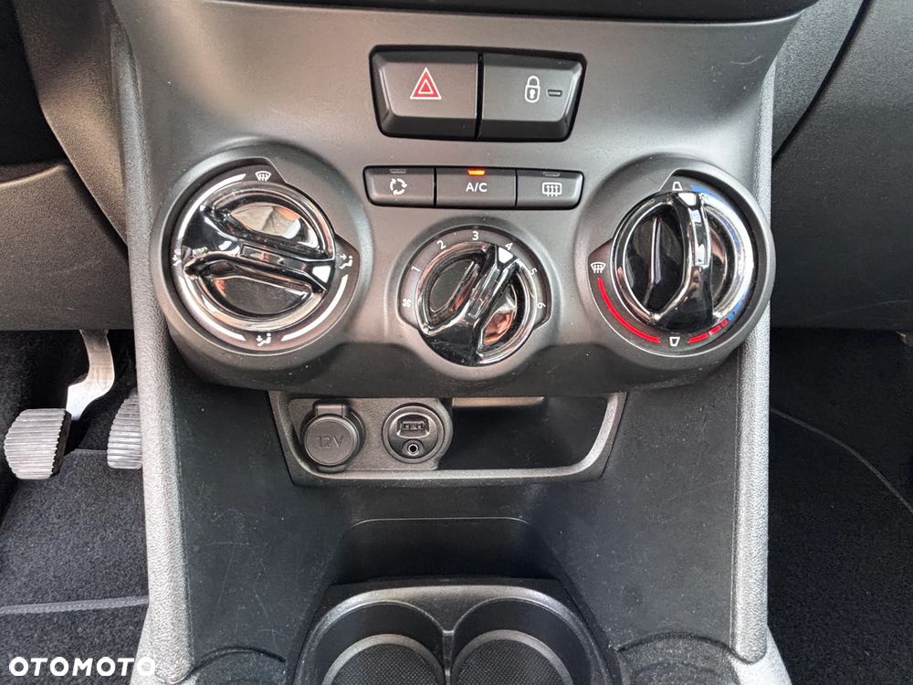 Peugeot 208 1.2 PureTech Access - 17