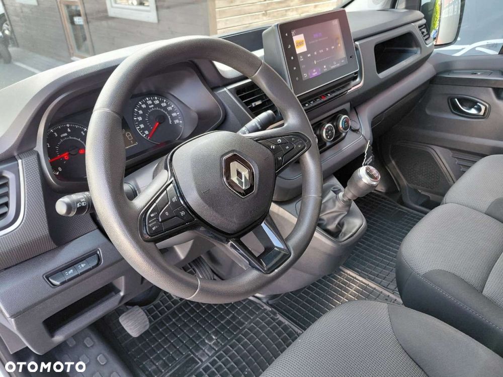 Renault TRAFIC - 11