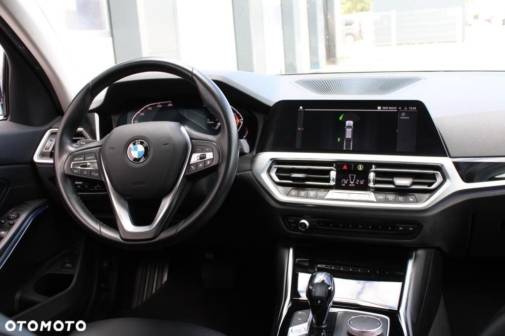BMW Seria 3 - 31
