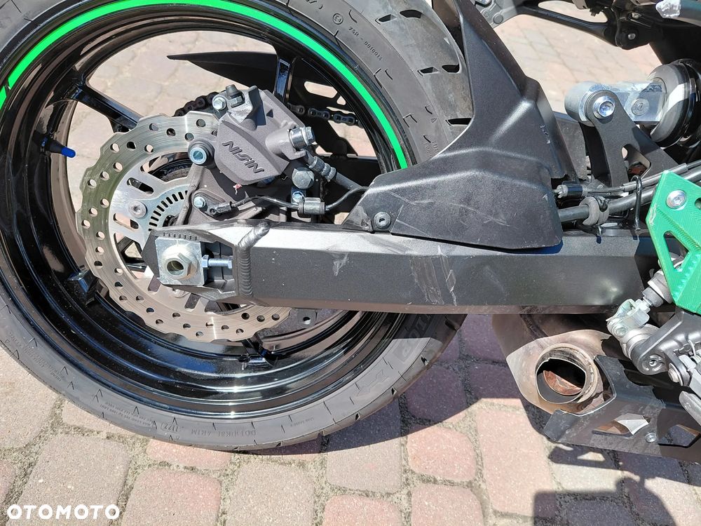 Kawasaki Z 900 - 15