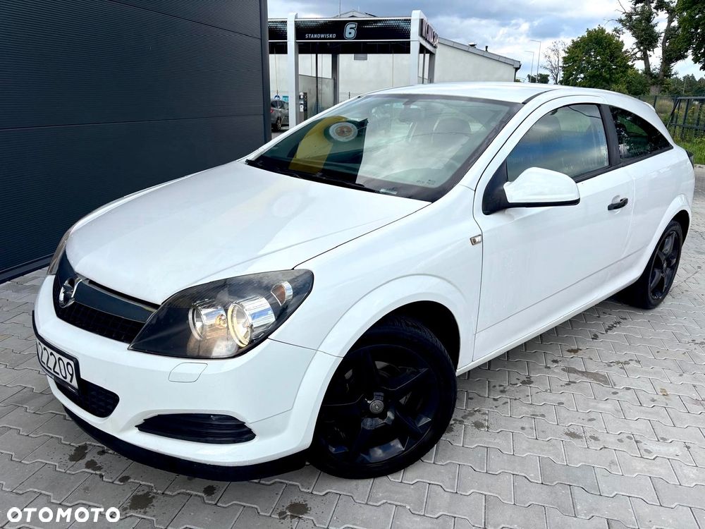 Opel Astra GTC 1.4 - 8