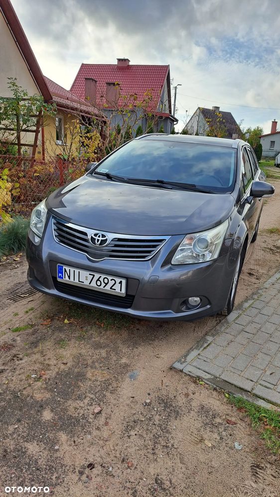 Toyota Avensis - 4