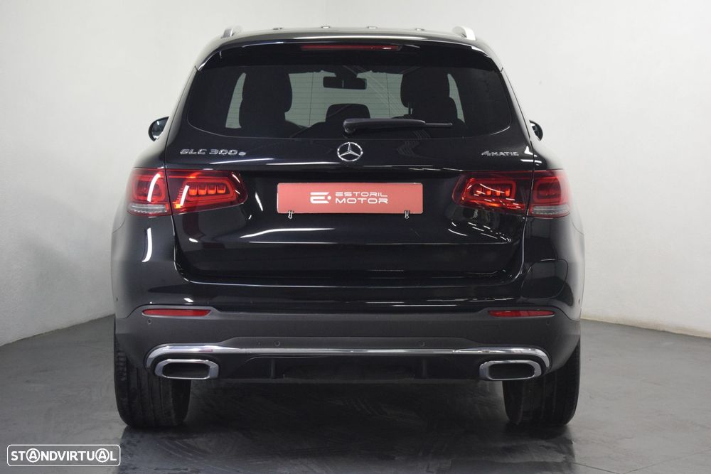 Mercedes-Benz GLC 300 e 4Matic - 4