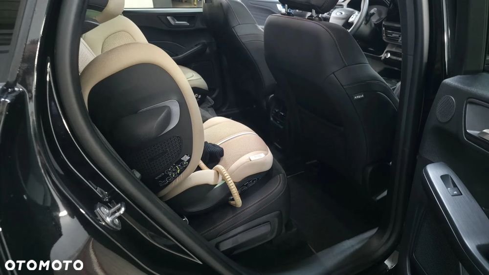 Ford Kuga 2.5P PHEV FWD ST-Line X eCVT - 32