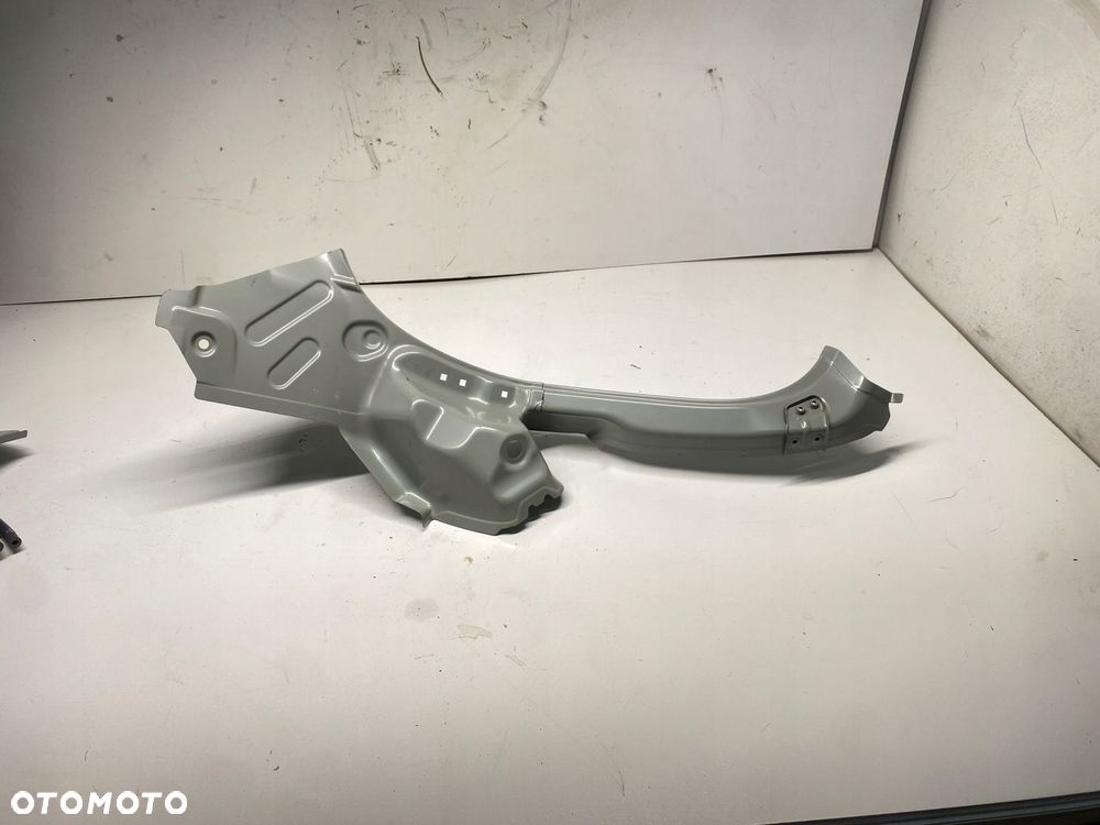 OKULAR TYLNEJ LEWEJ LAMPY KIA RIO IV V 17- - 4