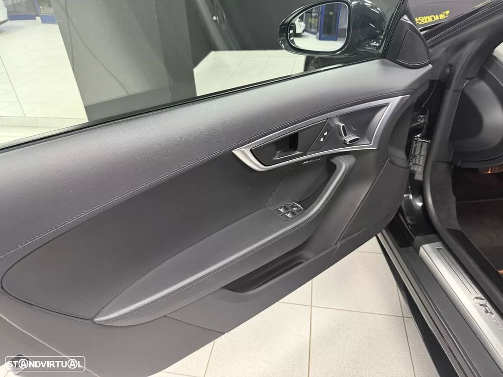 Jaguar F-Type 2.0 i4 R-Dynamic Black - 32