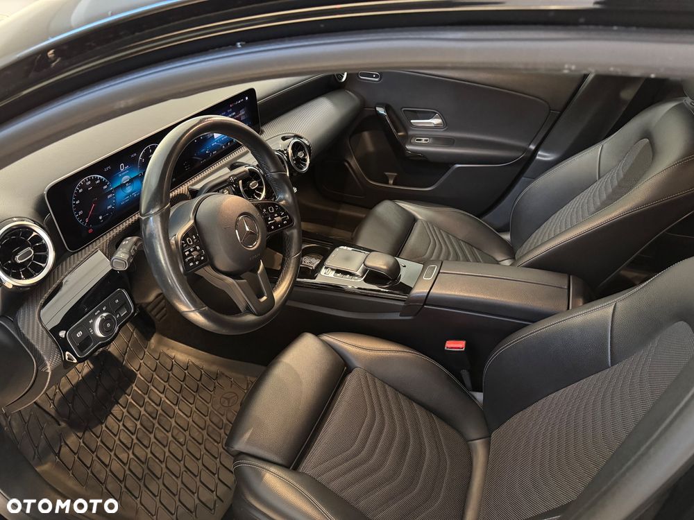 Mercedes-Benz Klasa A 180 d 7G-DCT Progressive - 12