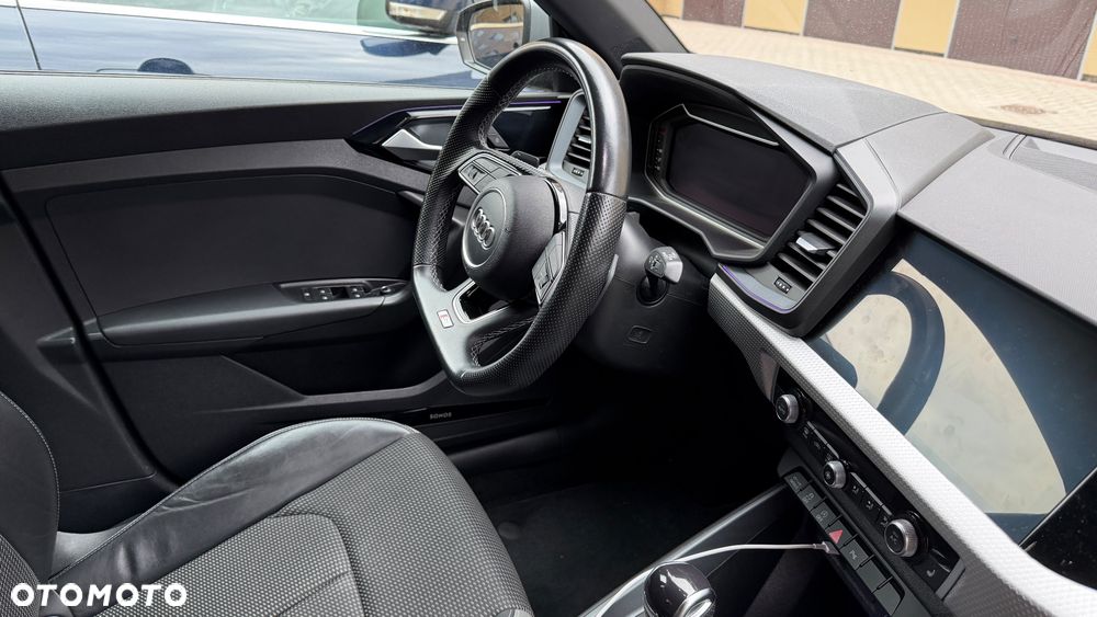 Audi A1 Sportback 40 TFSI S tronic S line - 10