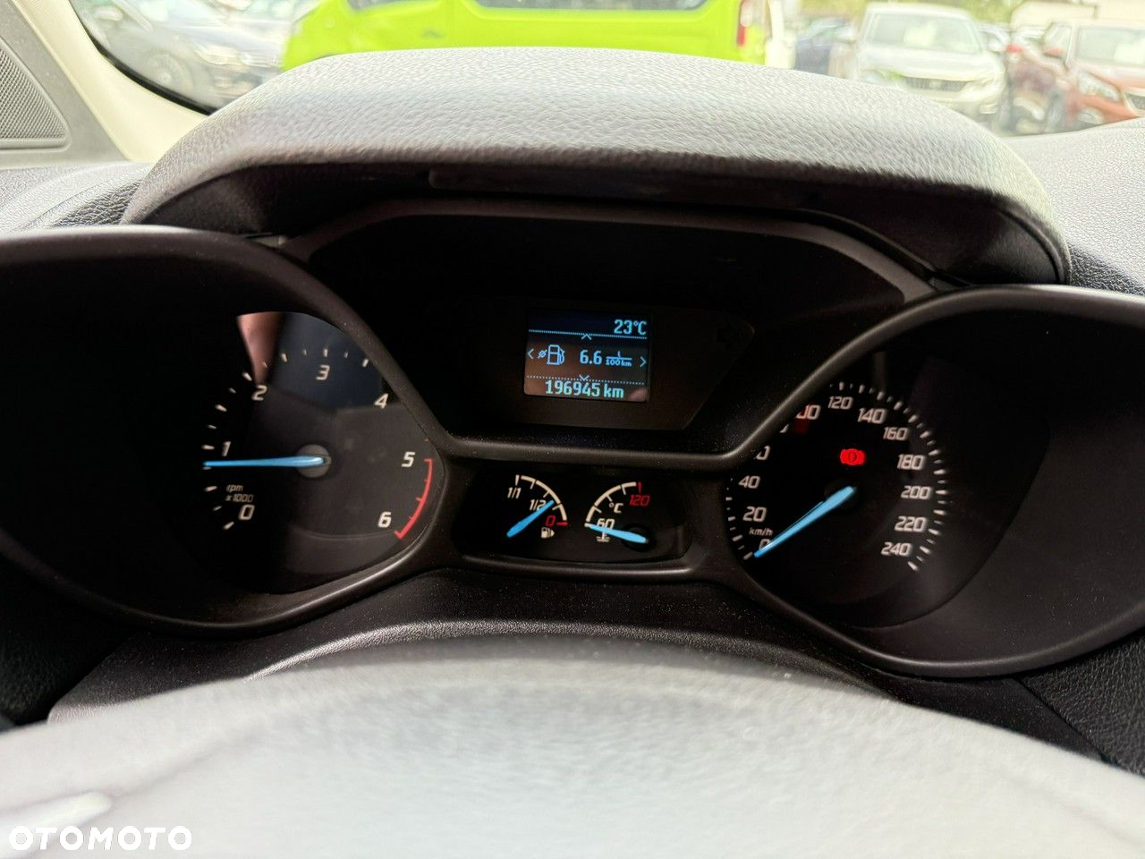 Ford Transit Connect - 20