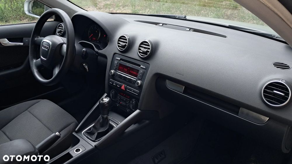 Audi A3 Sportback - 11