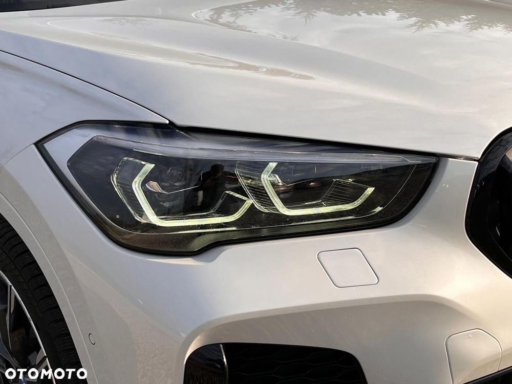 BMW X1 xDrive20i M Sport - 15