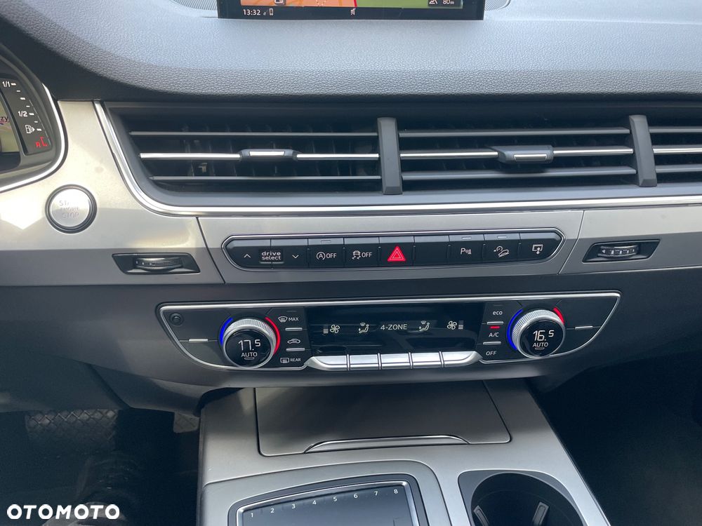 Audi Q7 - 16