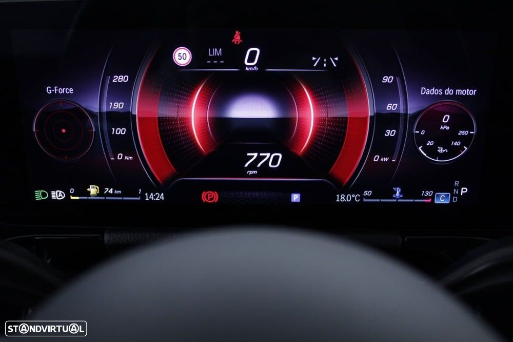 Mercedes-Benz GLA 180 d AMG Line - 29