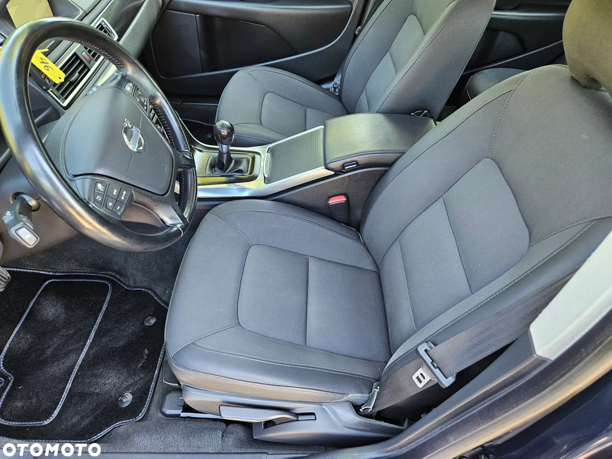 Volvo V70 D3 Dynamic Summum - 30