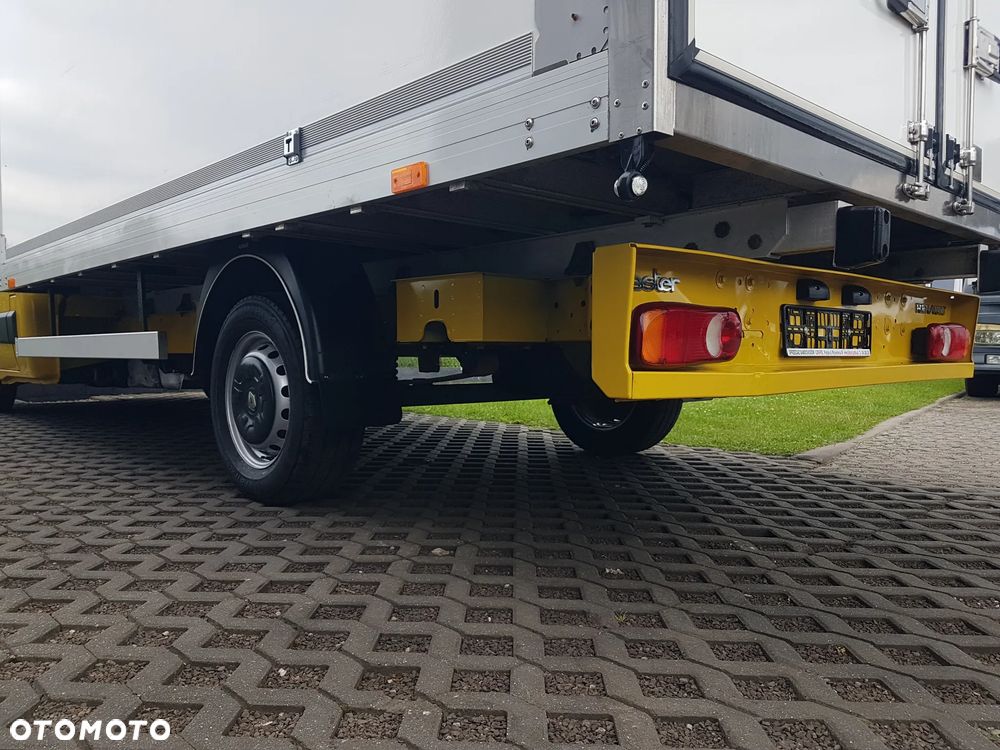 Renault MASTER KONTENER 8EP 4,22x2,22x2,22 KLIMA KRAJOWY MANUAL  6-BIEGÓW DMC 3500 KG - 25