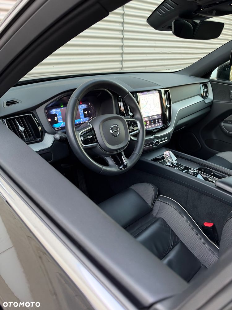 Volvo XC 60 B4 D AWD Geartronic Inscription - 9