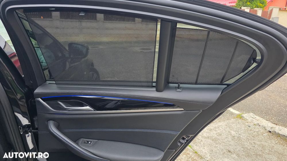 BMW Seria 5 520d AT - 17