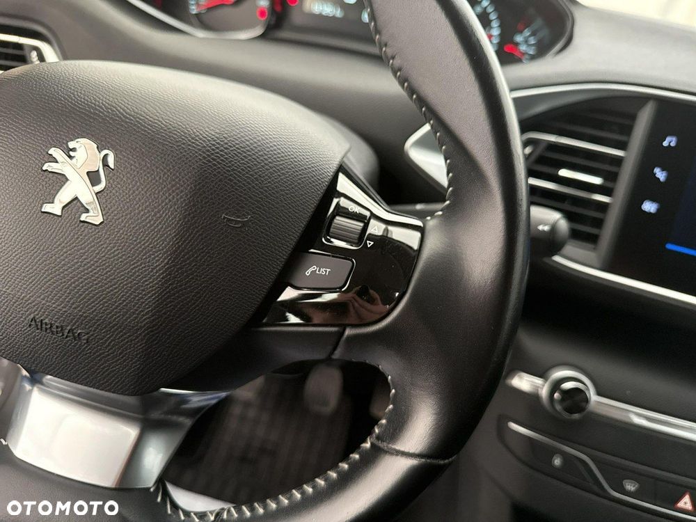 Peugeot 308 - 26