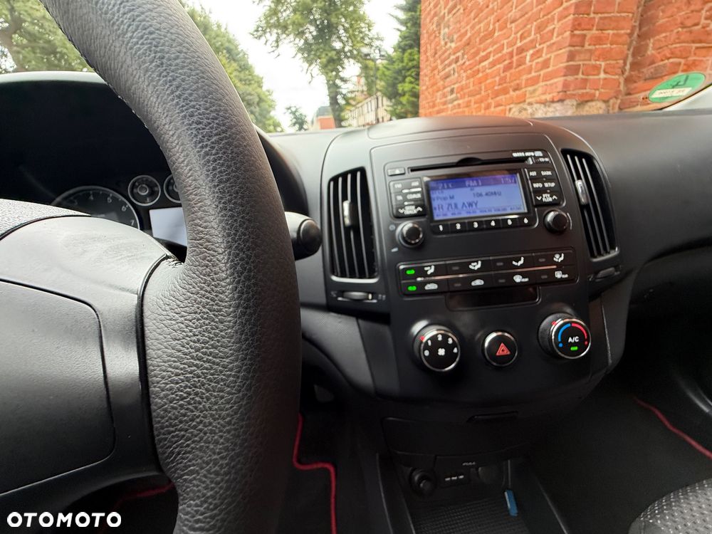 Hyundai i30 1.4 Comfort - 12
