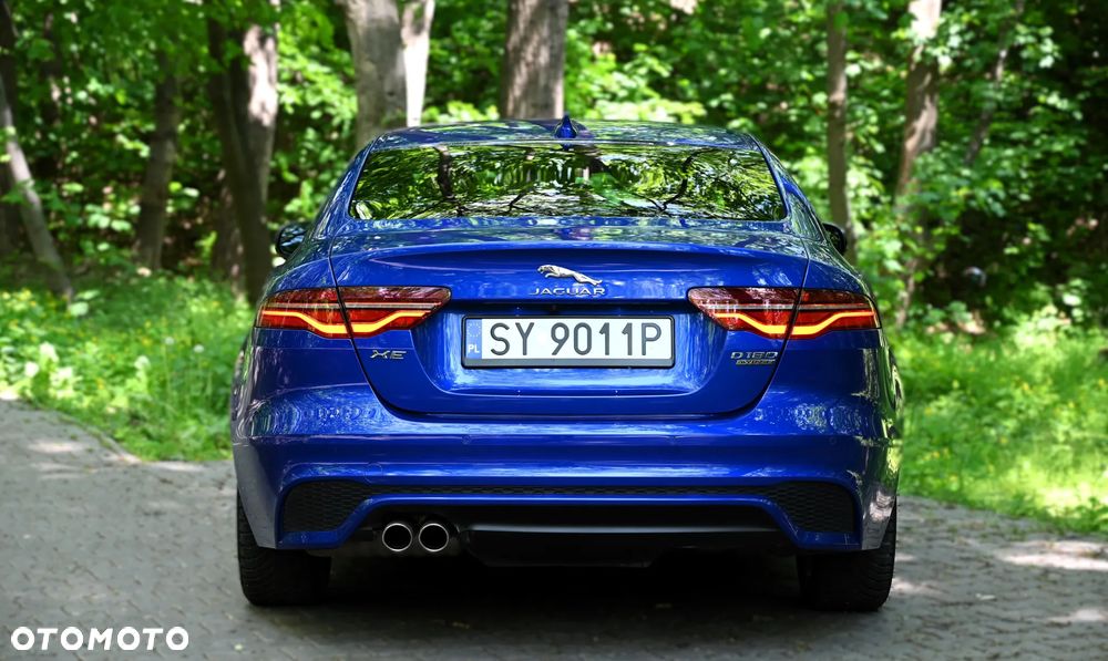 Jaguar XE - 23