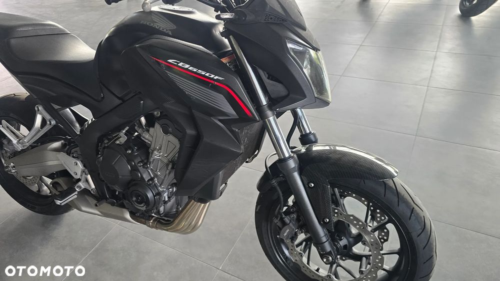 Honda CB - 31
