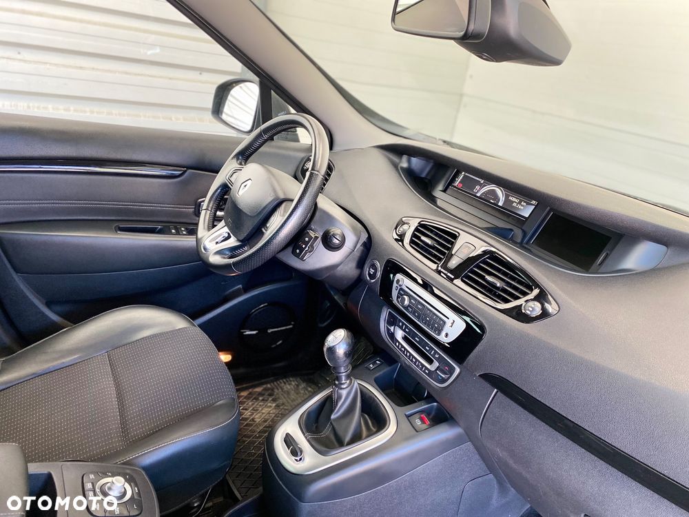 Renault Scenic Energy dCi 130 S&S Bose Edition - 12